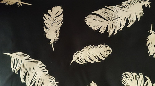 مشکی با طرح پر سفید